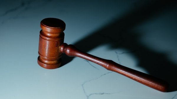 Tribunalul Vaslui a hotărât începerea judecății în dosarul lui Dumitru Buzatu