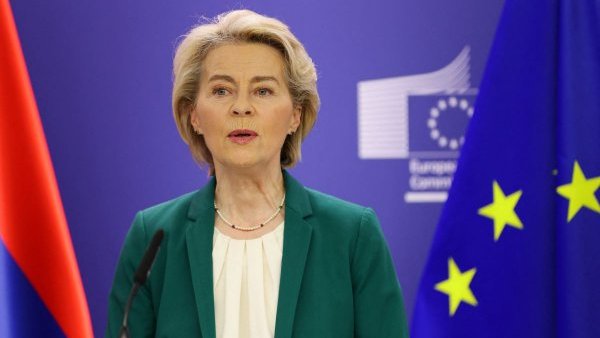 Ursula von der Leyen cere creșterea producției militare în Uniunea Europeană