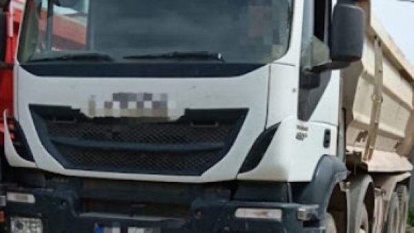CONSTANȚA: Camioane cu deșeuri, puse sub sechestru