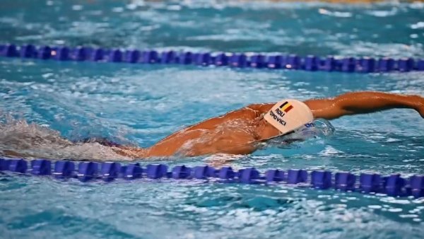 David Popovici cucerește al treilea aur la Campionatul Naţional de înot în bazin de 50 m