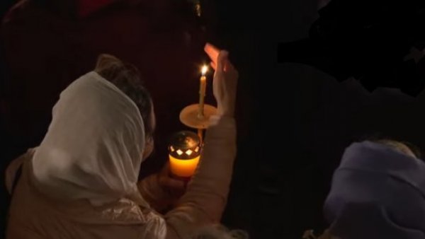 Creştinii ortodocşi şi greco-catolici sărbătoresc Învierea Mântuitorului