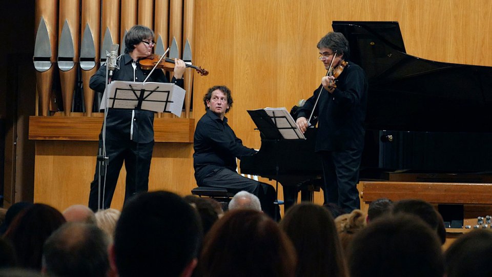 Duelul Viorilor, Stradivarius vs Guarneri, triumf la mijloc de drum